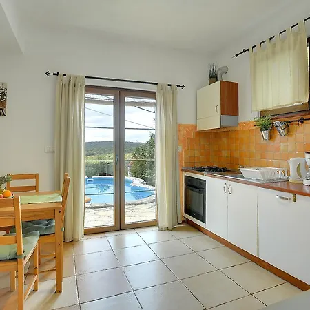Сasa de vacaciones House Ripenda *